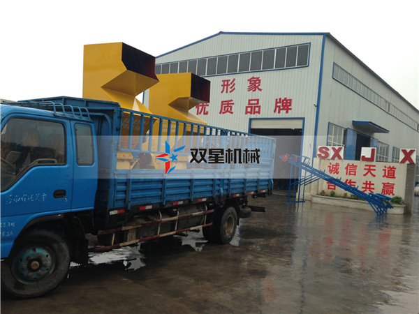 皓星小型<a href='http://m.thwlps.com.cn/' target='_blank'><span>金屬粉碎機(jī)</span></a>設(shè)備發(fā)貨現(xiàn)場