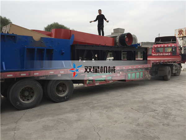 皓星<a href='http://m.thwlps.com.cn/1/54.html' target='_blank'><span>廢鋁粉碎機(jī)</span></a>設(shè)備生產(chǎn)線發(fā)貨現(xiàn)場(chǎng)