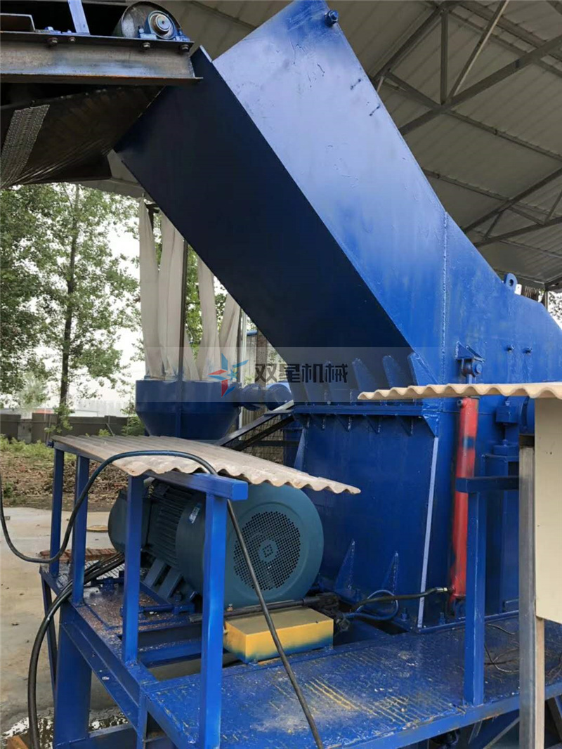 廢鐵粉碎機(jī)