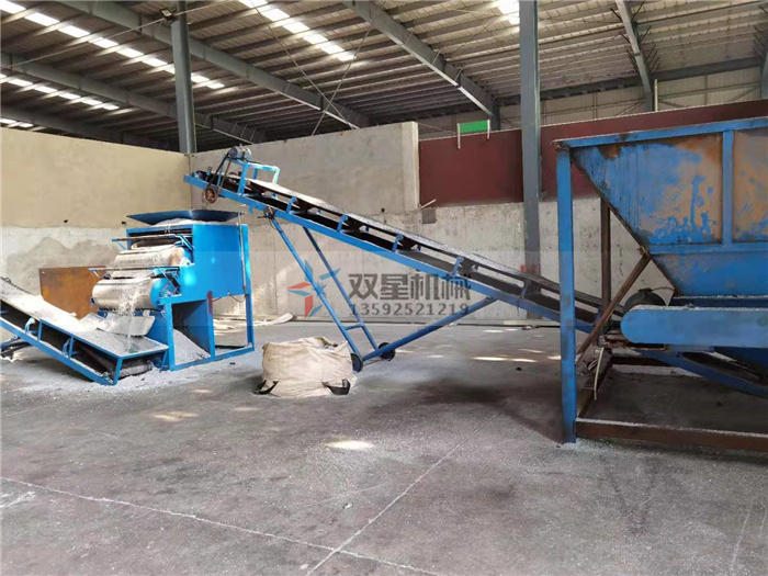 鐵屑粉碎機(jī)生產(chǎn)線