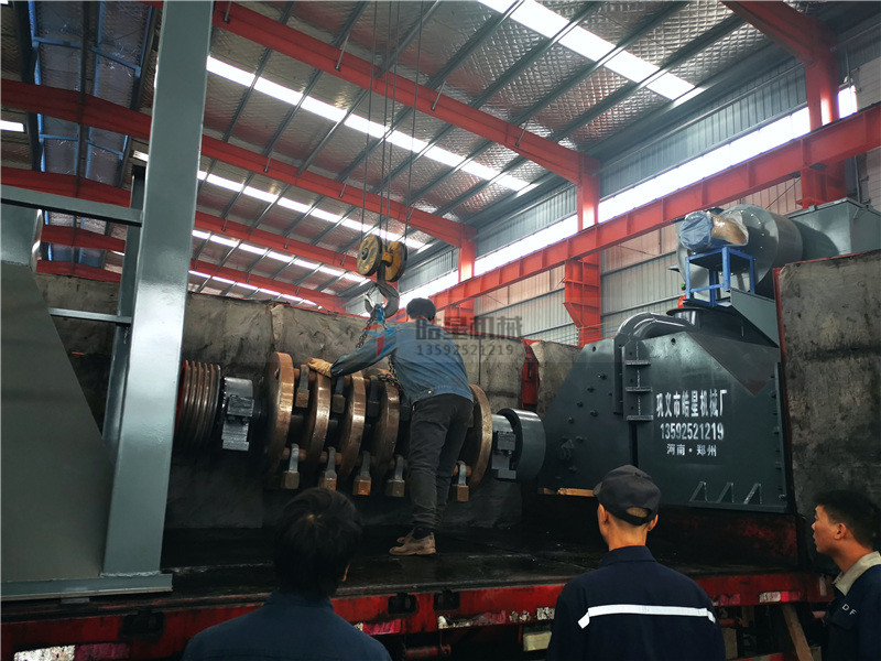 1600型鋁合金粉碎機(jī)廠家 1600型鋁合金粉碎機(jī)廠家