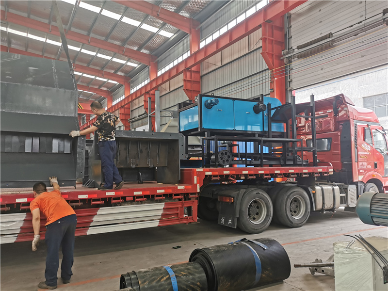 <a href='http://m.thwlps.com.cn/' target='_blank'><span>金屬粉碎機(jī)</span></a>廠家1600型設(shè)備發(fā)貨