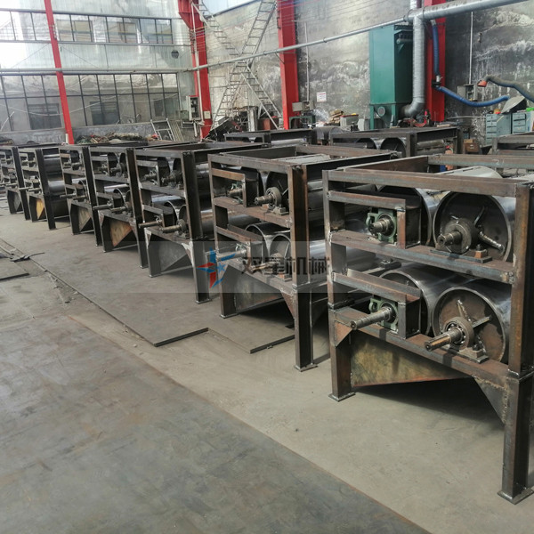 易拉罐壓扁機(jī)設(shè)備的原理講解 <a href='http://m.thwlps.com.cn/1/294.html' target='_blank'><span>易拉罐壓扁機(jī)</span></a>設(shè)備的原理講解